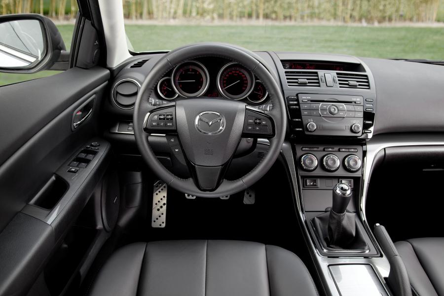  Mazda6 Hatchback 2010 года  (фото 17 из 49)